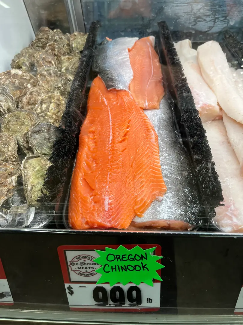 Fresh Wild Caught Chinook Salmon and Extra Large Scallops Now Available