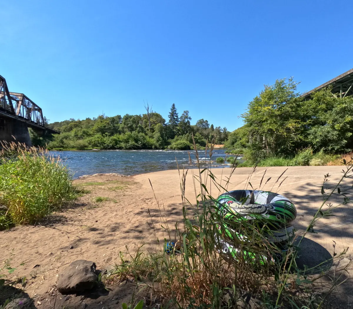 Floating the North Umpqua River From Amacher Park