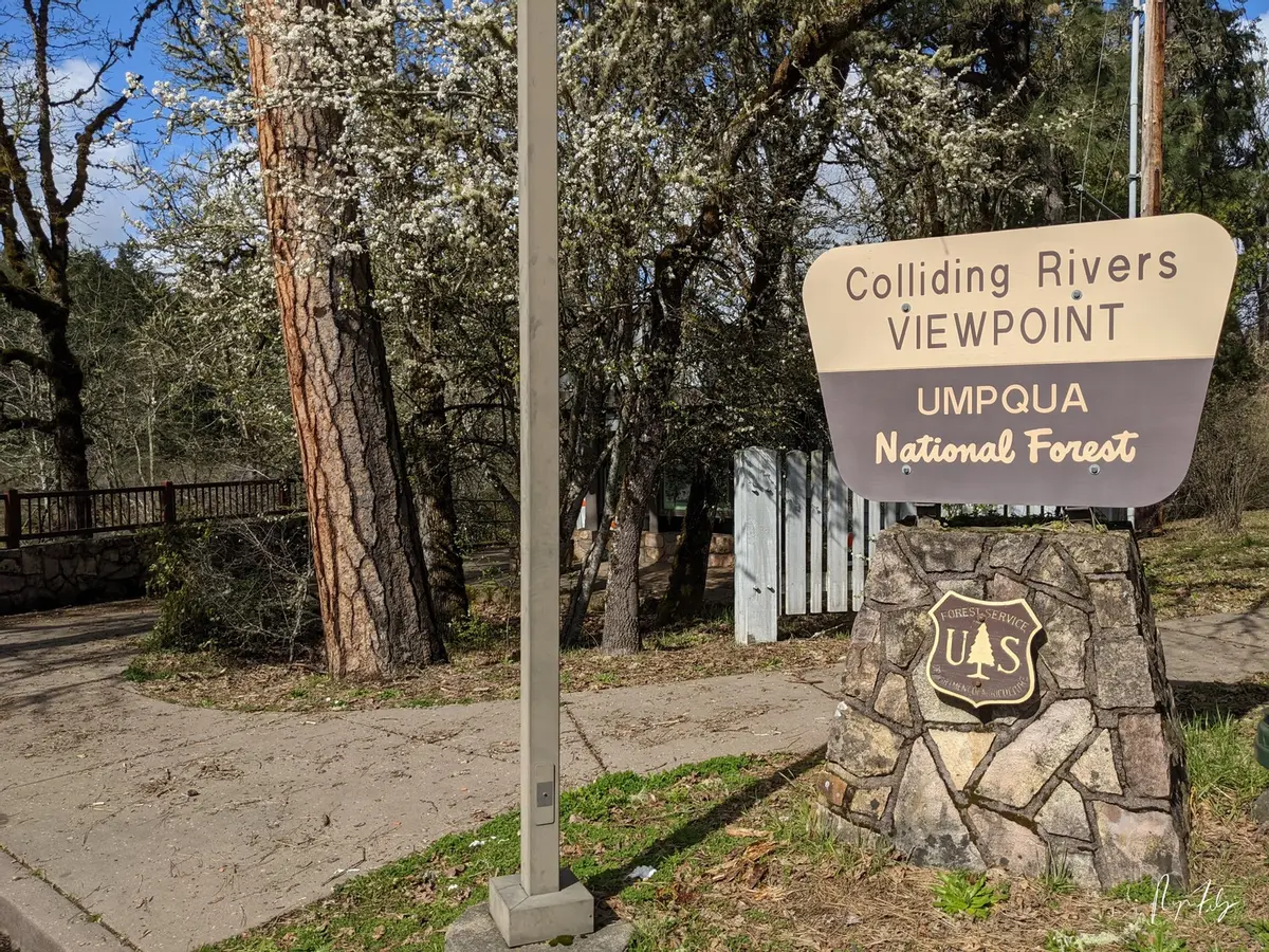 Colliding Rivers Viewpoint - Glide, Oregon — Roseburg Tracker