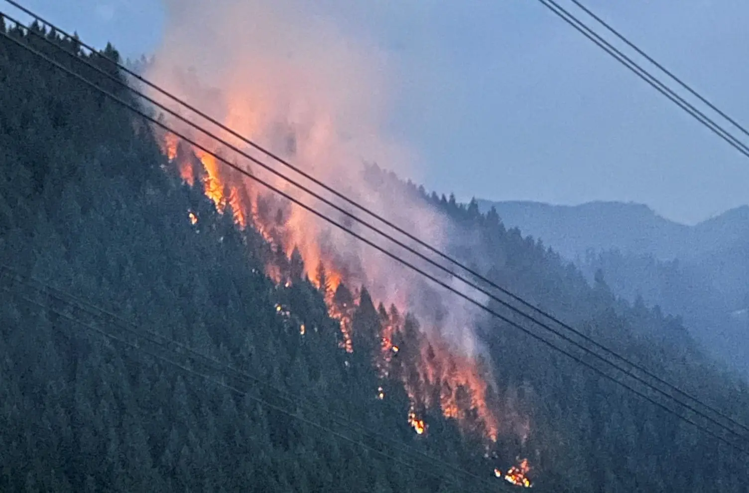 Lightning Starts Several New Fires Sunday Night — Roseburg Tracker